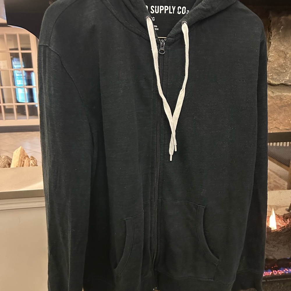 Mossimo Supply Co. Men's Black Zip-Up SweaterL/G great shape zipper front